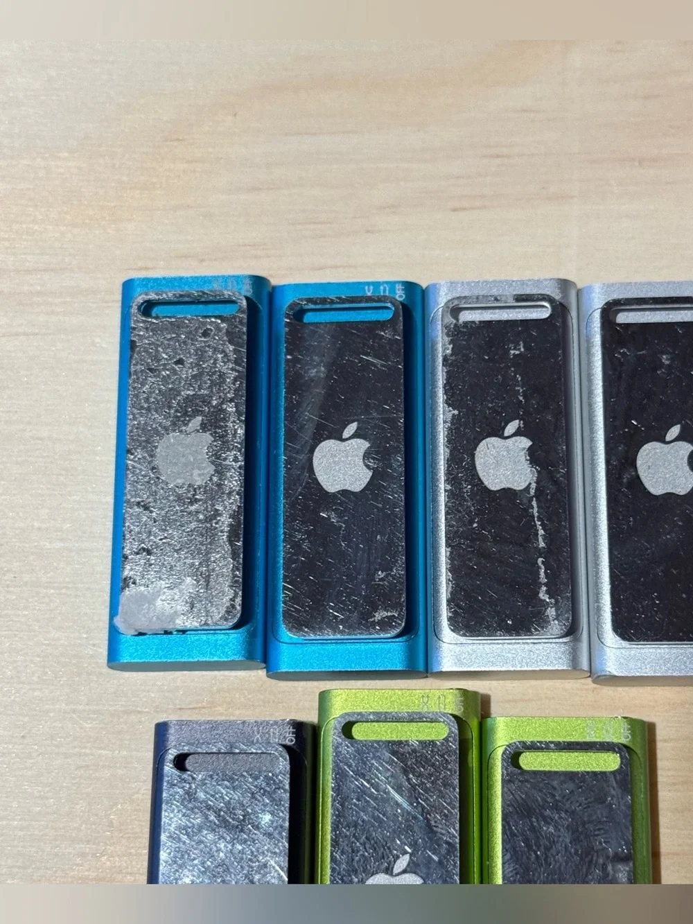 Lot Of 7 Apple iPod Shuffle 3rdGen Model:A1271 2GB NoCharg For Parts/Repair Read